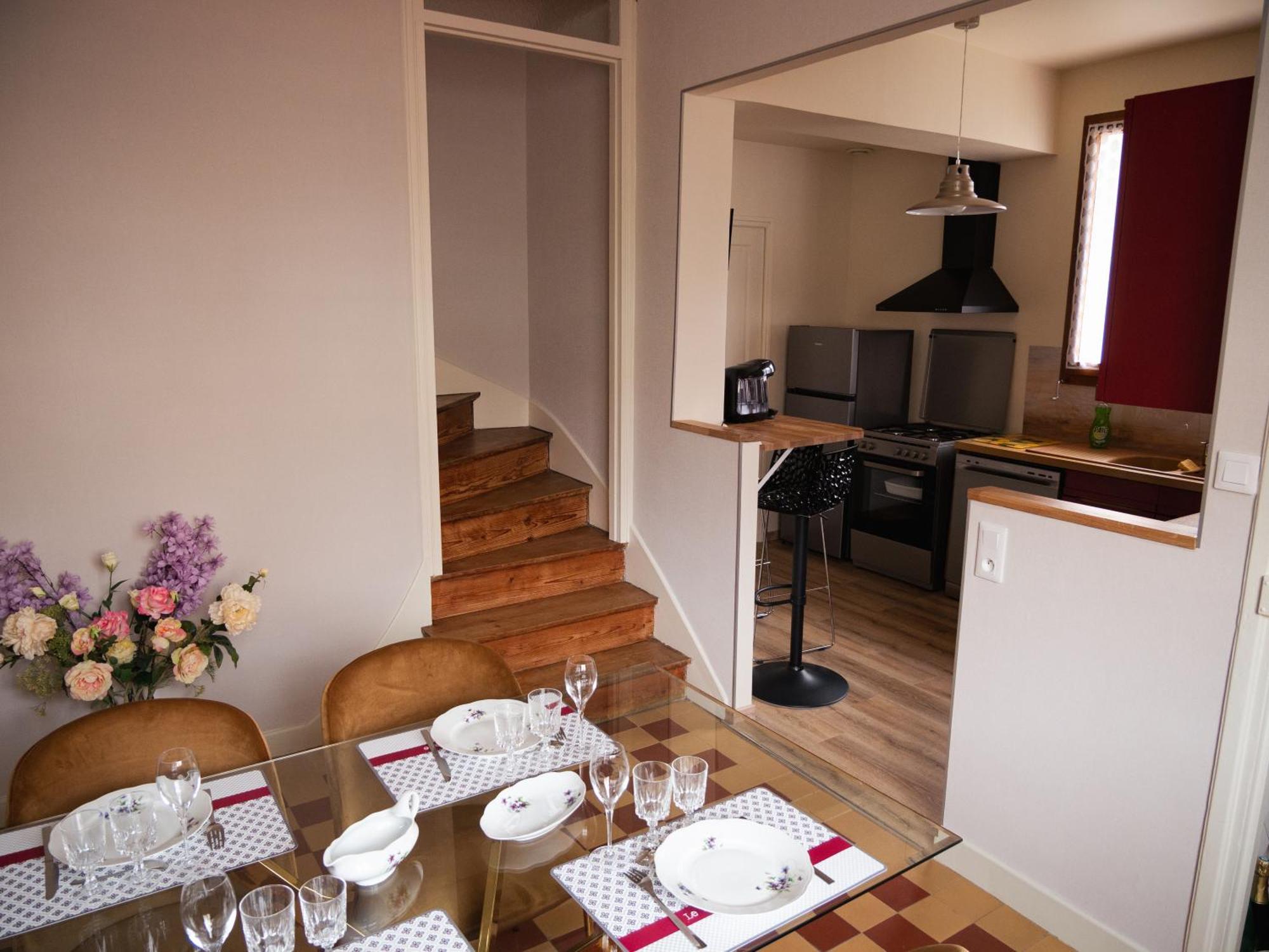 Holiday home Un Brin De Bonheur *